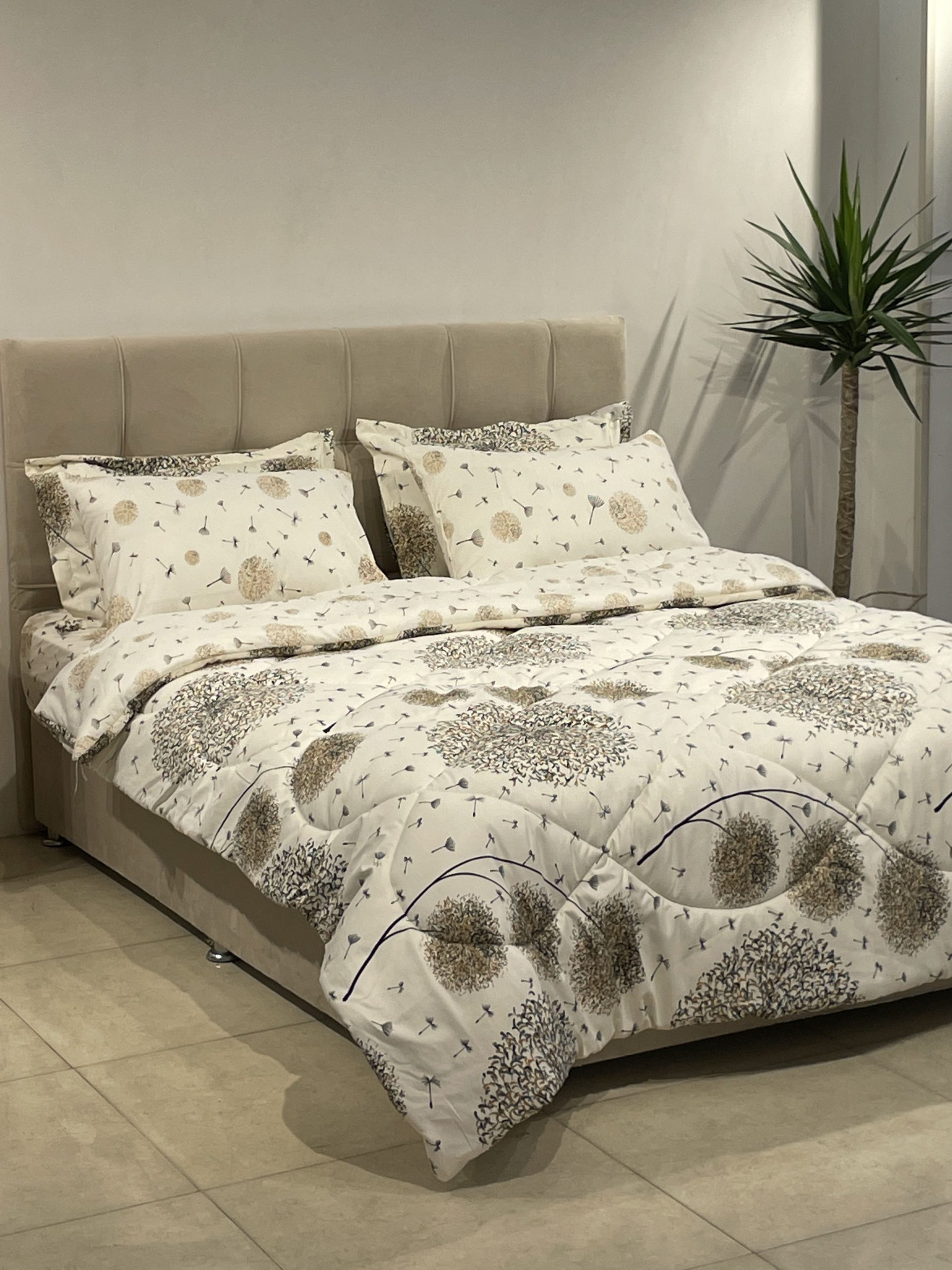 رو تختی و ملحفه